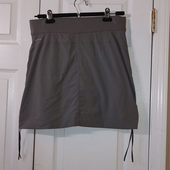 Columbia gray Anytime Casual Omni Shield advanced repellency Skort Sz M NWOT - Picture 4 of 6
